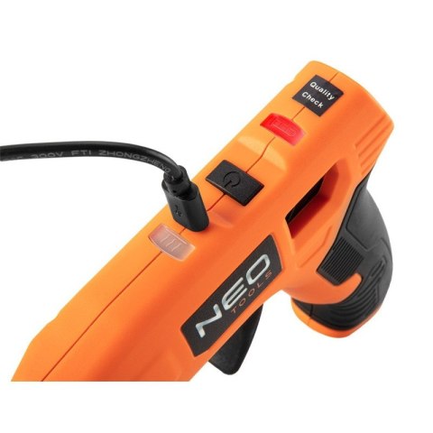 AKUMULATOROWY PISTOLET DO KLEJU SZTYFTY 11mm 2200 mAh USB 17-083 NEO TOOLS