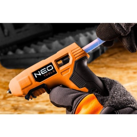 AKUMULATOROWY PISTOLET DO KLEJU SZTYFTY 11mm 2200 mAh USB 17-083 NEO TOOLS