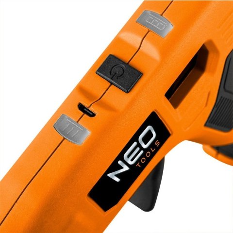 AKUMULATOROWY PISTOLET DO KLEJU SZTYFTY 11mm 2200 mAh USB 17-083 NEO TOOLS