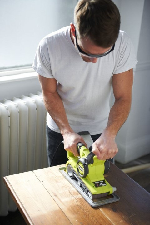 ELEKTRYCZNA SZLIFIERKA TAŚMOWA 800W 76MM TAŚMÓWKA EBS800 CYCLONIC RYOBI