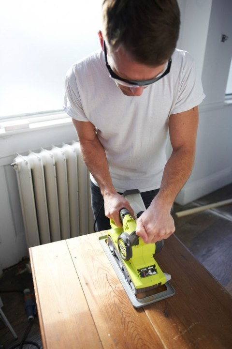 ELEKTRYCZNA SZLIFIERKA TAŚMOWA 800W 76MM TAŚMÓWKA EBS800 CYCLONIC RYOBI