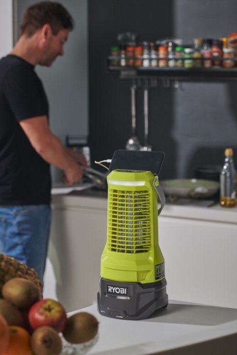 Lampa UV na owady Ryobi ONE+ RY18BZA-0 Owadobójcza Akumulatorowa RY18BZA-0