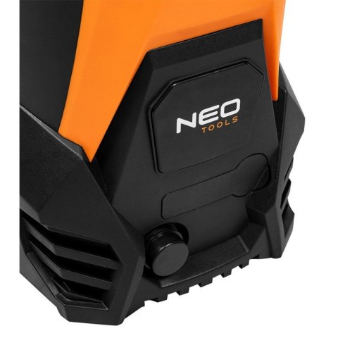 Myjka ciśnieniowa ze zwijaczem na wąż pianownicą szczotką 135 Bar 1600W NEO TOOLS