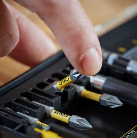 STANLEY FATMAX 55-elementowy zestaw bitów udarowych w kasecie STA88559