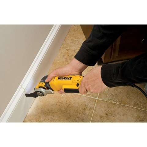 Szlifierka wielofunkcyjna DeWalt DWE315KT 300W urządzenie 230V Szlifierka wielofunkcyjna DeWalt DWE315KT 300W urządzenie 230V
