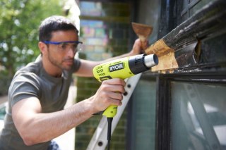WIELOFUNKCYJNA OPALARKA ELEKTRYCZNA SIECIOWA 2000W 600C DWA TRYBY EHG2000 RYOBI
