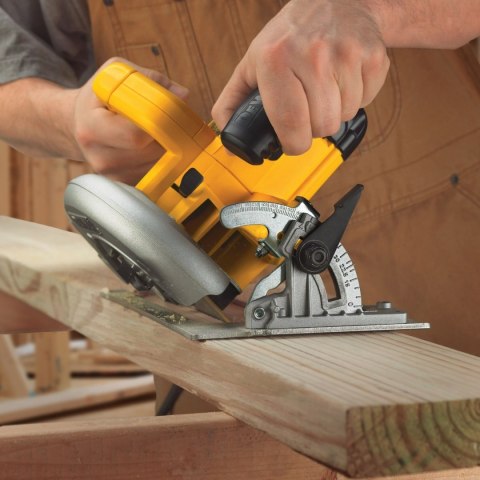 Pilarka tarczowa 1600W 190mm DeWALT DWE575K +KUFER