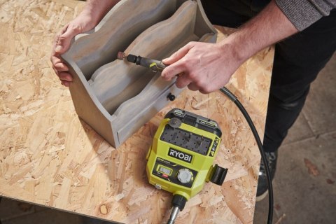 RYOBI NARZĘDZIE WYSOKOOBROTOWE AKUMULATOROWE 18V+AKCESORII 35EL RRTS18-0A35 RYOBI NARZĘDZIE WYSOKOOBROTOWE AKUMULATOROWE 18V+AKCESORII 35EL RRTS18-0A35