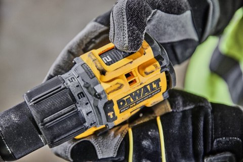 DCD805P1 DEWALT WIERTARKO-WKRĘTARKA Z UDAREM 90Nm Z 1X AKUM.5AH I ŁADOWARKĄ