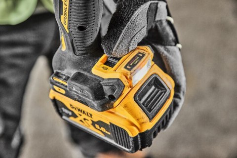 DCD805P1 DEWALT WIERTARKO-WKRĘTARKA Z UDAREM 90Nm Z 1X AKUM.5AH I ŁADOWARKĄ