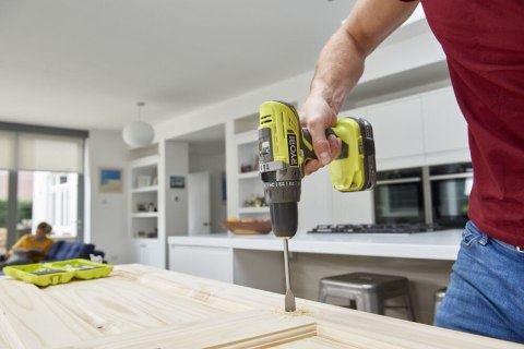 Ładowarka do akumulatorów wskaźniki diodowe analiza napięcia RC18120 ONE+ 18V RYOBI