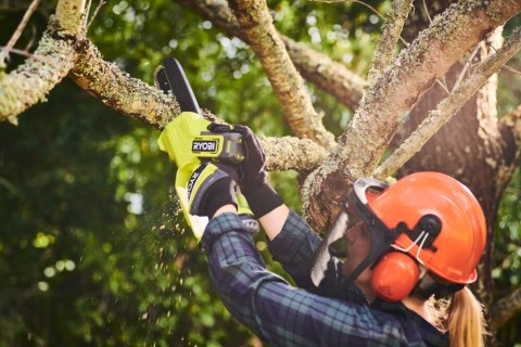 PIŁA ŁAŃCUCHOWA AKUMULATOROWA MINI PILARKA GAŁĘZIÓWKA 15cm 18V RYOBI PIŁA ŁAŃCUCHOWA AKUMULATOROWA MINI PILARKA GAŁĘZIÓWKA 15cm 18V RYOBI