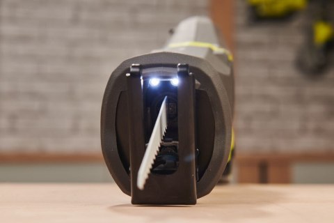 Pilarka piła bezszczotkowe narzędzie szablasta lampa led Ryobi one+ RRS18BL-0 Pilarka piła bezszczotkowe narzędzie szablasta lampa led Ryobi one+ RRS18BL-0
