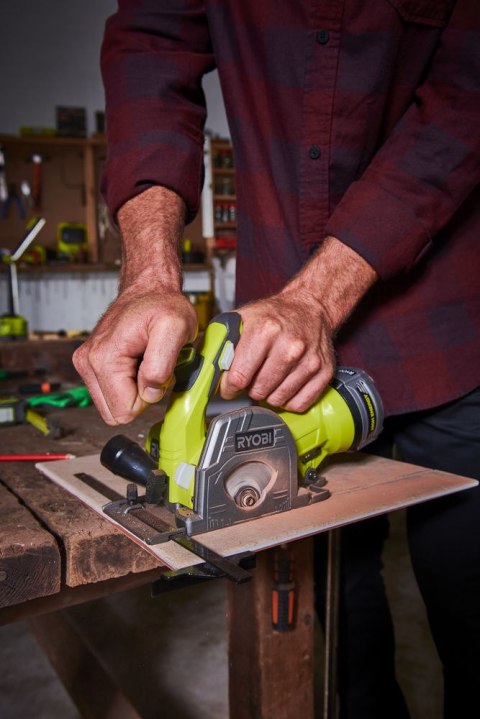 RYOBI PIŁA R18MMS-0 PILARKA PRZECINARKA TARCZOWA AKUMULATOROWA 18V 85mm RYOBI PIŁA R18MMS-0 PILARKA PRZECINARKA TARCZOWA AKUMULATOROWA 18V 85mm