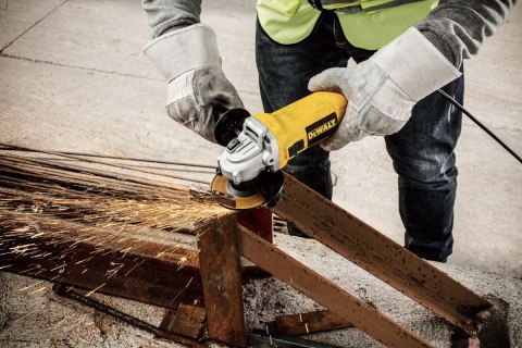 SZLIFIERKA KĄTOWA 125mm 950W Z NO-VOLT 230V PŁYNNY START DeWALT DWE4117 SZLIFIERKA KĄTOWA 125mm 950W Z NO-VOLT 230V PŁYNNY START DeWALT DWE4117
