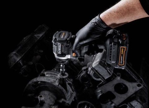 DCF85ME2GT-QW Zakrętarka Black Edition Dewalt McLaren
