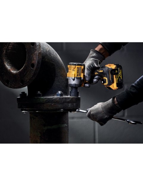DCF921N-XJ Kompaktowy klucz udarowy 1/2" 406Nm z pierścieniem 18V XR DeWALT DCF921N-XJ Kompaktowy klucz udarowy 1/2" 406Nm z pierścieniem 18V XR DeWALT