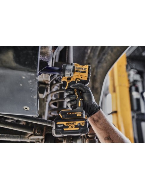 DCF921N-XJ Kompaktowy klucz udarowy 1/2" 406Nm z pierścieniem 18V XR DeWALT DCF921N-XJ Kompaktowy klucz udarowy 1/2" 406Nm z pierścieniem 18V XR DeWALT