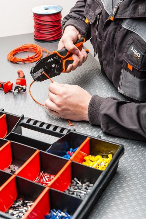 01-506 SZCZYPCE DO ZACISKANIA KOŃCÓWEK TULEJKOWYCH 0.5-16 MM2 (22-6 AWG) NEO TOOLS