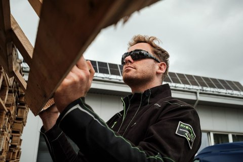 97-522 OKULARY OCHRONNE Z WKŁADKĄ PIANKOWĄ, PRZYCIEMNIANE SOCZEWKI, KLASA ODPORNOSCI FT NEO TOOLS