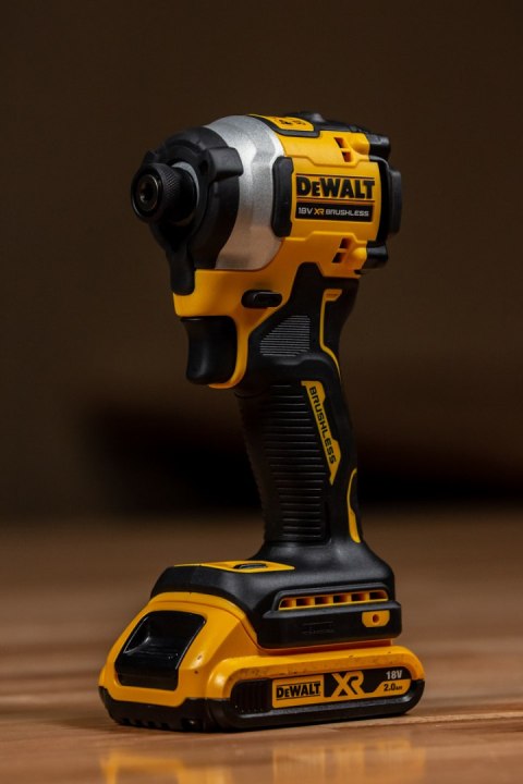 DCF850NT-XJ Zakrętarka DeWALT