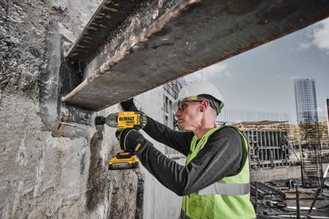 DCF900H2T-QW Klucz udarowy 1/2", 1355Nm 18V Li-lon 2x5,0Ah DeWalt DCF900H2T-QW Klucz udarowy 1/2", 1355Nm 18V Li-lon 2x5,0Ah DeWalt