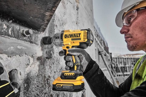 DCF900H2T-QW Klucz udarowy 1/2", 1355Nm 18V Li-lon 2x5,0Ah DeWalt DCF900H2T-QW Klucz udarowy 1/2", 1355Nm 18V Li-lon 2x5,0Ah DeWalt
