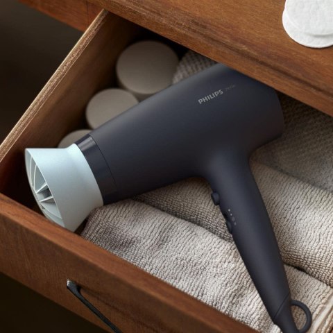 BHD360/20 Seria 3000 Suszarka do włosów z nasadką ThermoProtect Philips BHD360/20 Seria 3000 Suszarka do włosów z nasadką ThermoProtect Philips