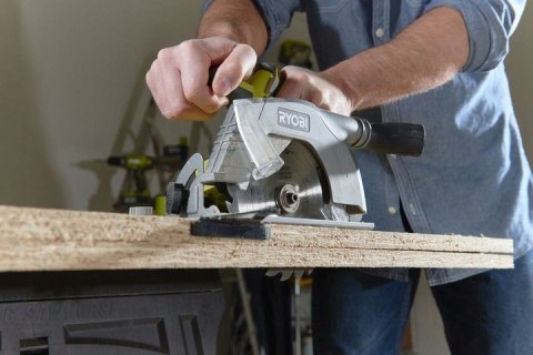 PILARKA PIŁA TARCZOWA RYOBI R18CS-0 18V ONE+ 165MM PILARKA PIŁA TARCZOWA RYOBI R18CS-0 18V ONE+ 165MM