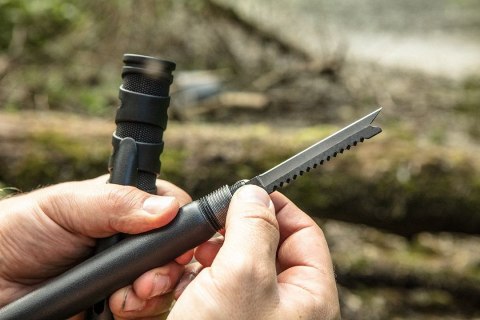 WIELOFUNKCYJNA SAPERKA SURVIVALOWA WOJSKOWA SKŁADANA TURYSTYCZNA KEMPINGOWA 8 W 1 NEO TOOLS 63-122