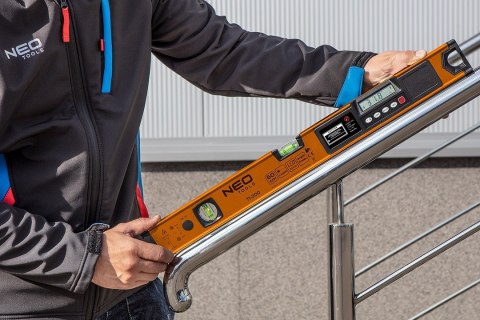 71-200 POZIOMNICA Z WYŚWIETLACZEM ELEKTRONICZNYM 60 CM NEO 71-200 POZIOMNICA Z WYŚWIETLACZEM ELEKTRONICZNYM 60 CM NEO