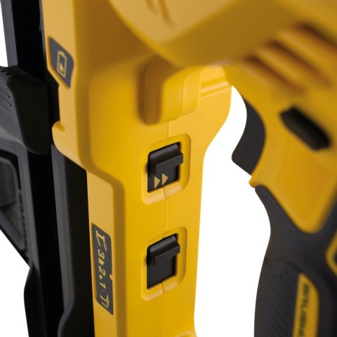 AKUMULATOROWA GWOŹDZIARKA DO BETONU 18V XR 13-57 mm DeWalt DCN890N