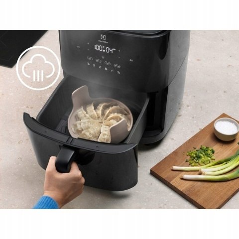 Frytkownica beztłuszczowa AirFryer 800 Electrolux EAF7SB 1700W 6,9L