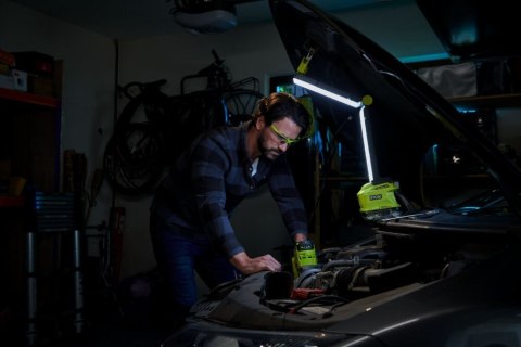 Lampa LED ONE + Akumulatorowa Składana Warsztatowa Oświetlenie Przenośne Korpus Solo Ryobi R18ALF-0 18V