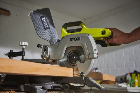 UKOŚNICA Z POSUWEM AKUMULATOROWA 18V ONE + TARCZA 216mm R18MS216-0 RYOBI