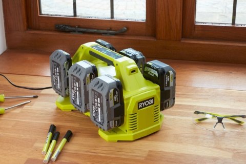 ŁADOWARKA 18V 4A ONE+ 6 PORTÓW Szybkie Ładowanie Akumulatorów RC18640 RYOBI