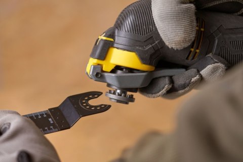 Narzędzie wielofunkcyjne akumulatorowe Stanley Fatmax SFMCE500B