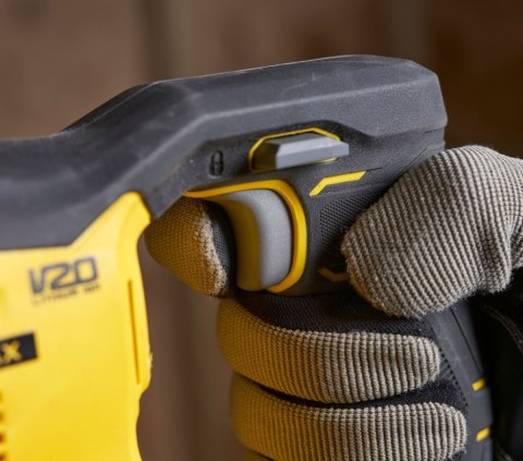 PIŁA SZABLASTA WYDAJNA I LEKKA FATMAX 18V V20 SFMCS300B-XJ STANLEY