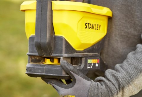Siewnik rozsiewacz akumulatorowy do trawy nawozu STANLEY STCOE300B V20 18V