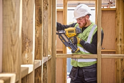 Gwoździarka akumulatorowa szkieletowa DeWALT DCN930N XJ 18V 50 do 90 mm bezszczotkowa wersja bez akumulatora i ładowarki