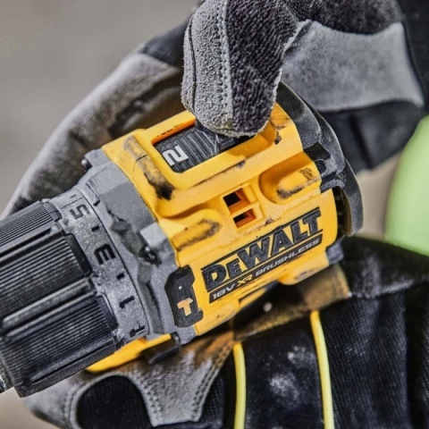 Wiertarko wkrętarka udarowa bezszczotkowa DeWALT DCD805NT-XJ 18V 90Nm wersja BODY z kufrem TSTAK dla profesjonalistów